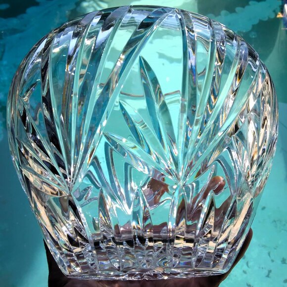 Vintage Deep Cut Heavy Clear Crystal Glass Lidded Temple/Ginger Jar - Picture 9 of 11